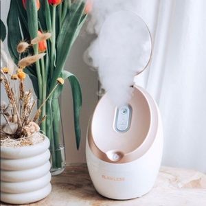 Finishing Touch Flawless Facial Steamer